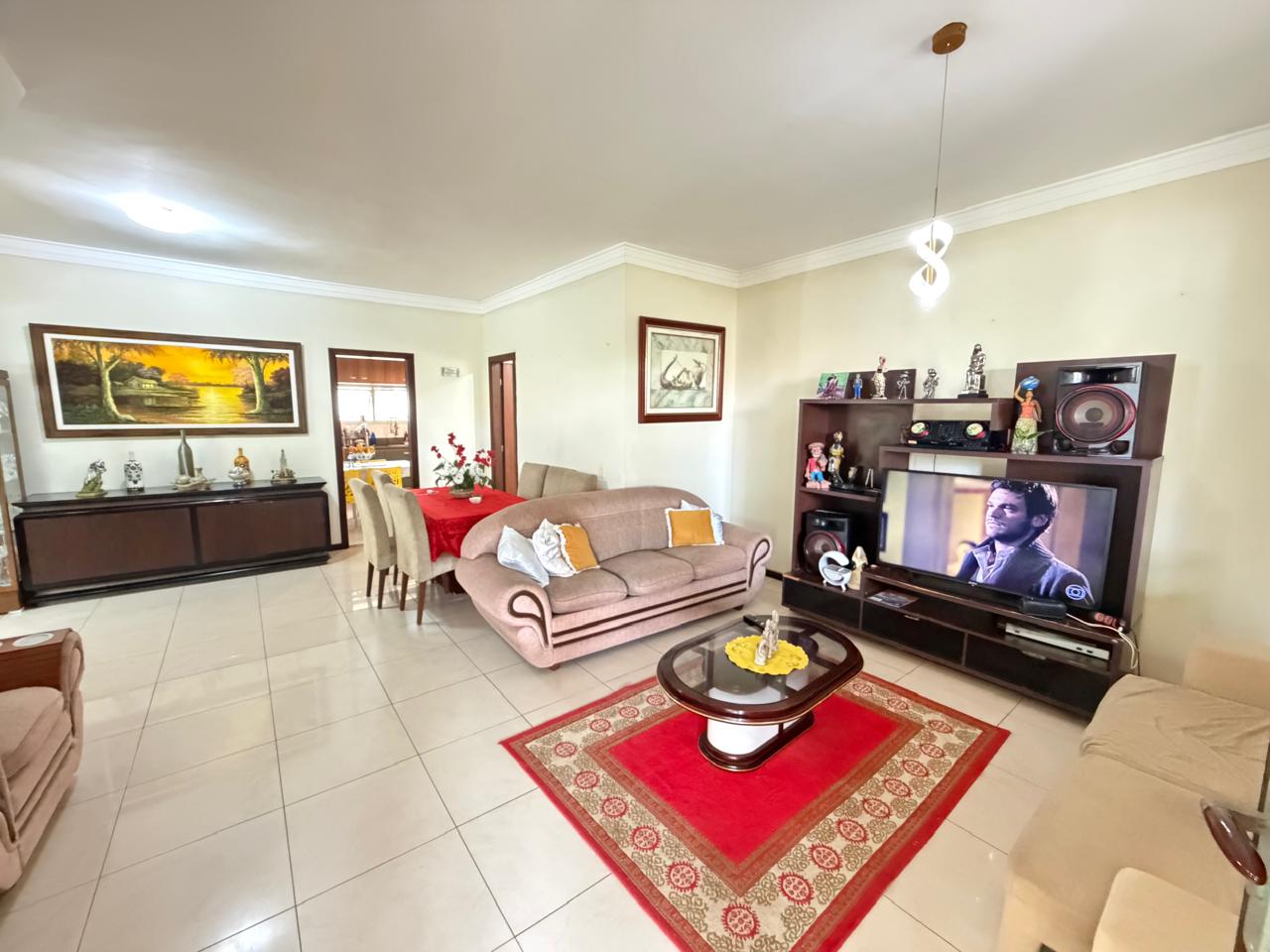 Sala de TV e estar